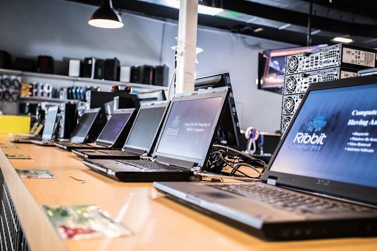 Ribbit Computers