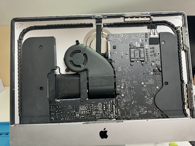 Doctor Apple Phone Repair Shop & Microsoldering Lab