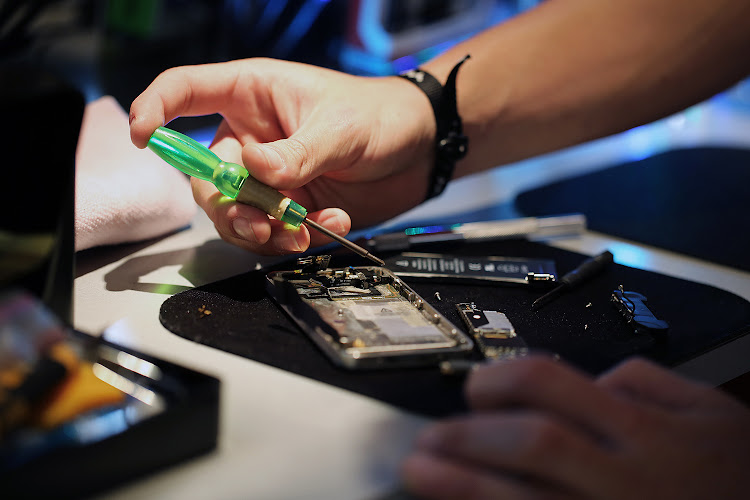 My Cell Phone Repair - iPhone Repair - iPad Repair - Laptop Repair