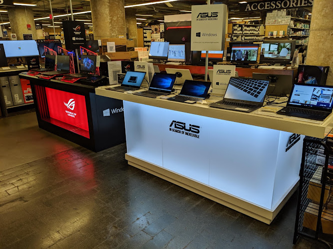 Micro Center