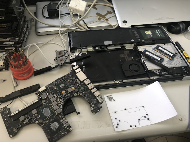 SmarTech computer Solutions