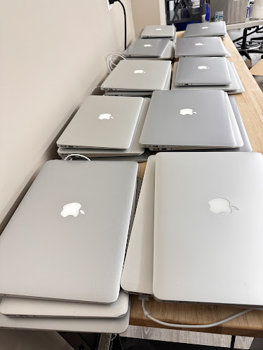Macbook Master