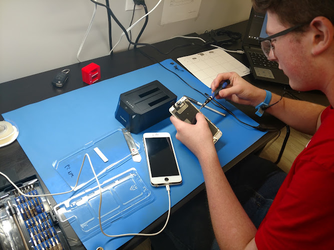 uBreakiFix - Phone and Computer Repair
