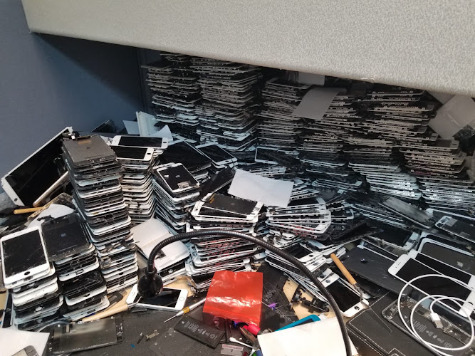 iPhone Repairing