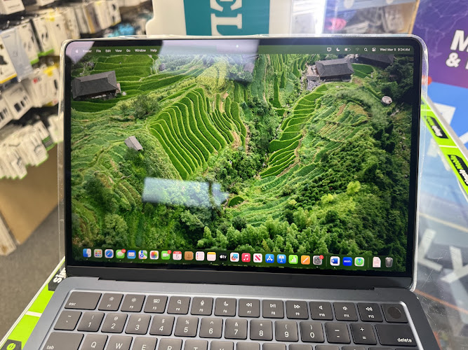 Electronic repair shop