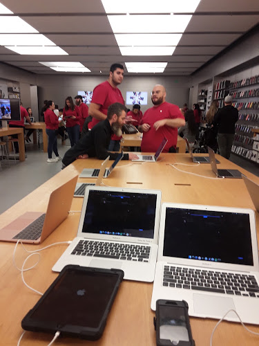 Apple Vintage Faire
